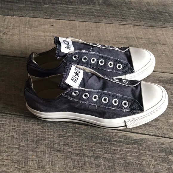 lace free converse